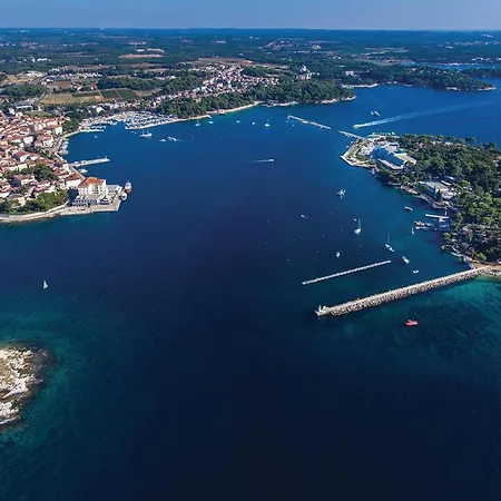 Cozy In Cervar With Sauna Prázdninový dům Poreč
