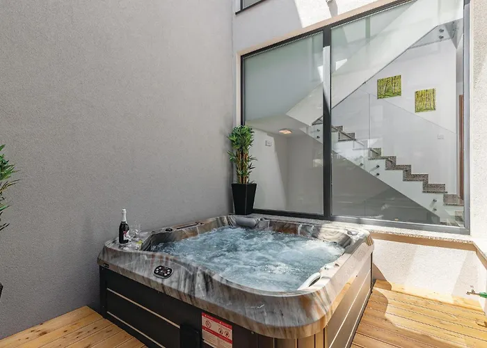 Cozy In Cervar With Sauna Feriehus